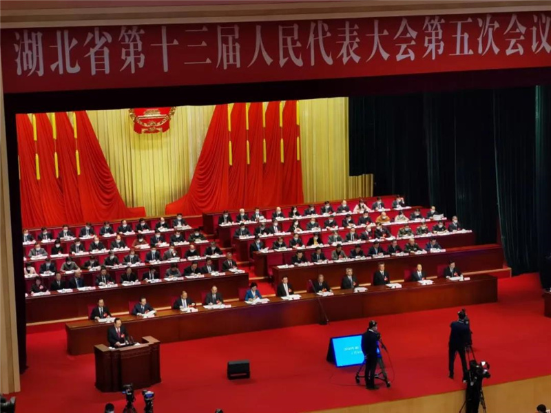 程力專汽2021年確定85億產(chǎn)值目標(biāo)，湖北省政協(xié)委員、隨州市人大代表程力集團(tuán)總經(jīng)理程阿羅出席“兩會(huì)”力推隨州專汽應(yīng)急產(chǎn)業(yè)雙核發(fā)展