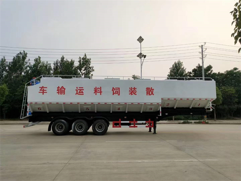 60立方散裝飼料半掛車(chē)