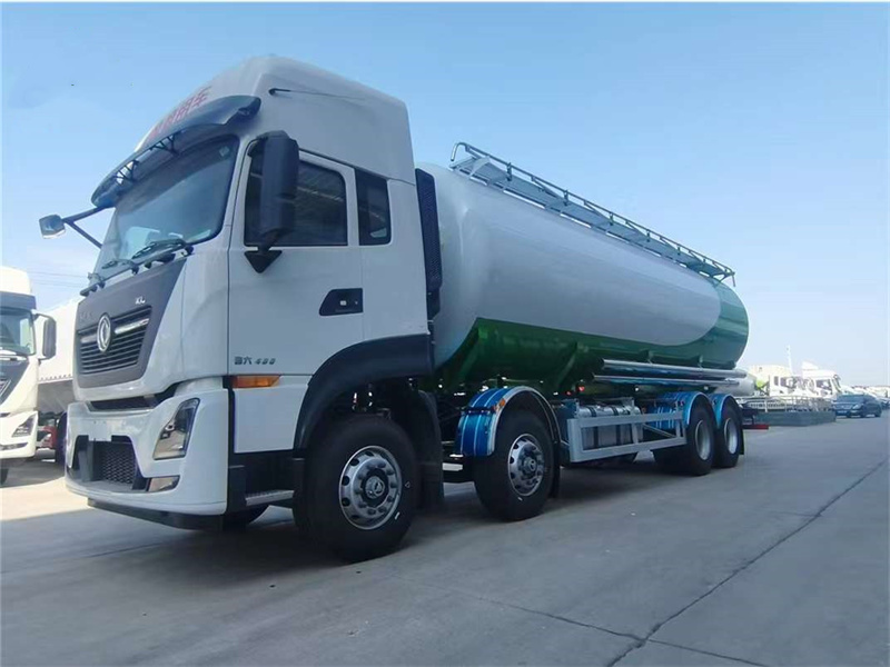 新品上市：氣推式散裝飼料車(chē)，不受距離限制