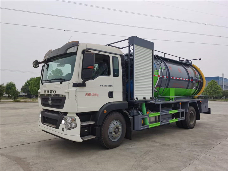 程力重汽豪沃15方市政搶修車(chē)