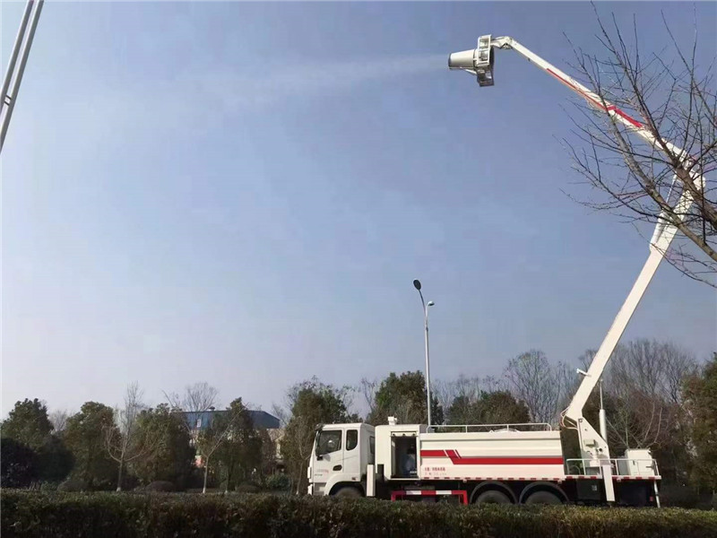 程力專汽高空壓塵抑塵車，高樓拆遷神器