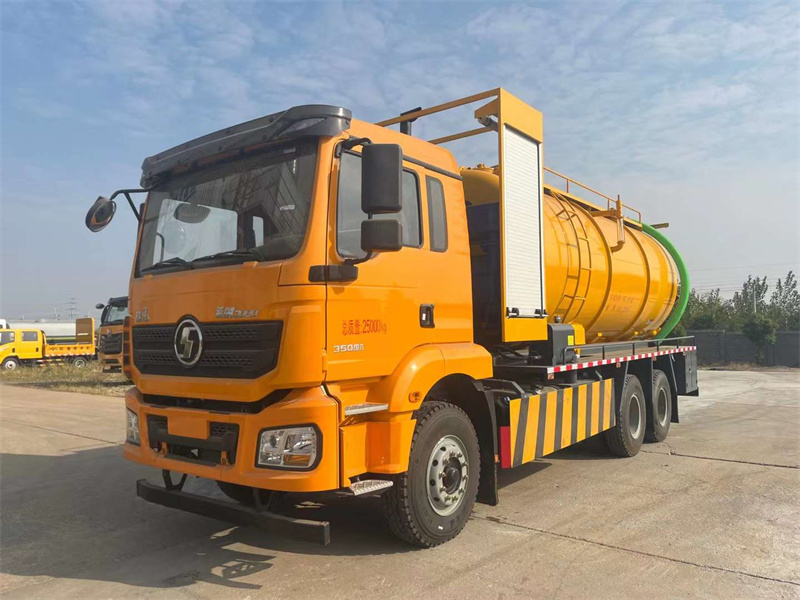 陜汽德龍22方清洗吸污車(chē)